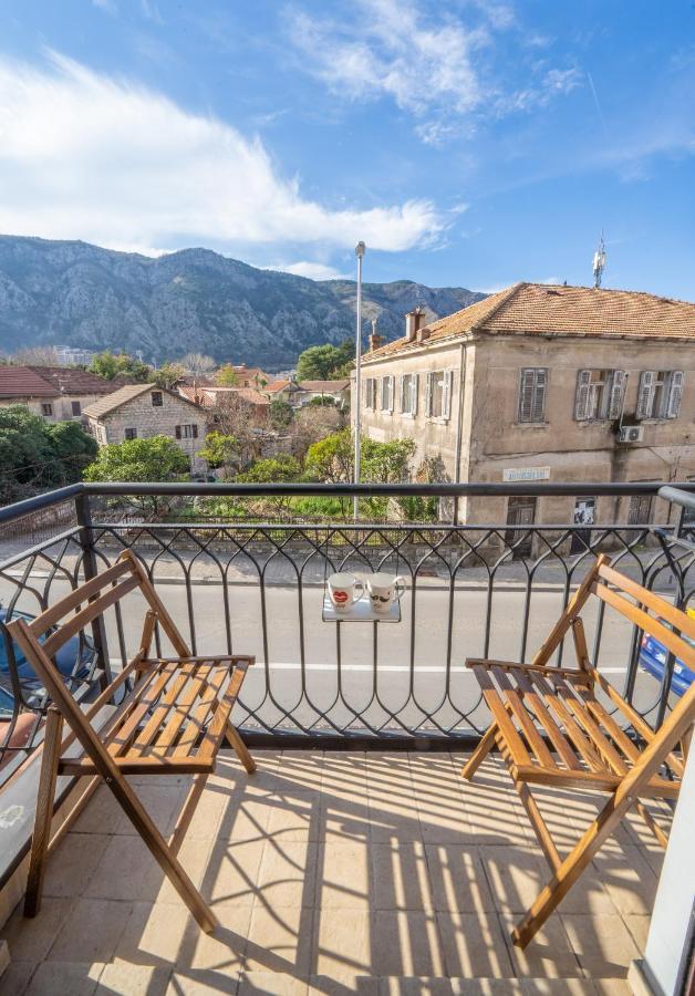 Apartman J&I Cattaro Esterno foto