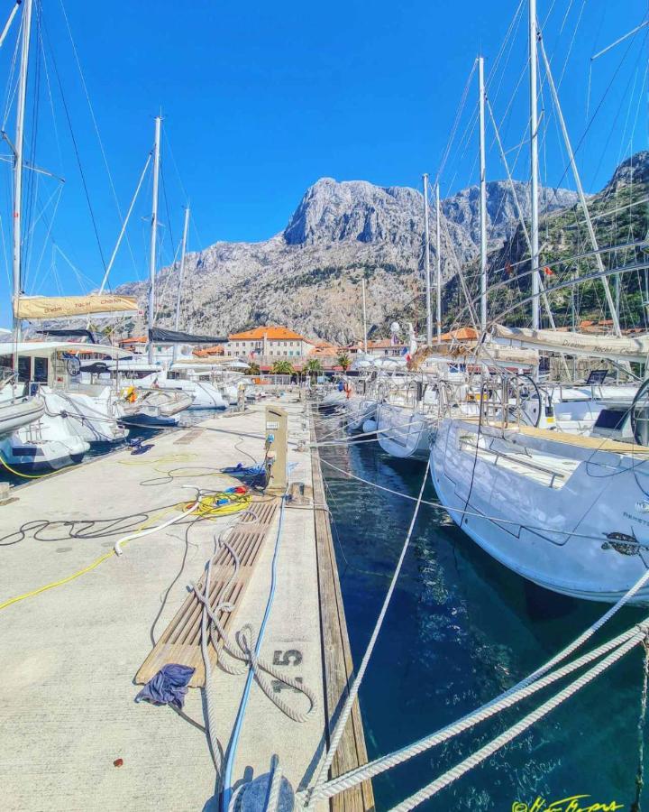 Apartman J&I Cattaro Esterno foto