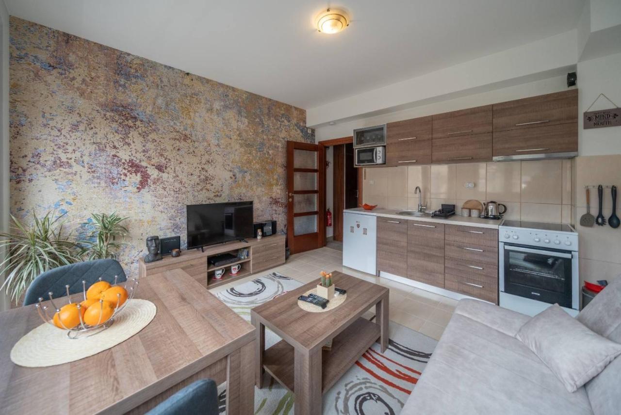 Apartman J&I Cattaro Esterno foto