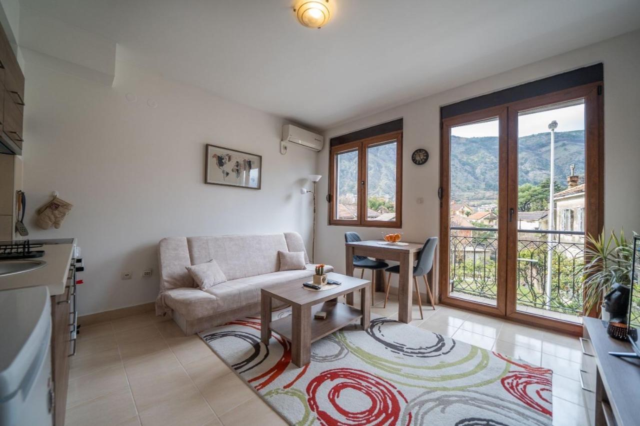 Apartman J&I Cattaro Esterno foto