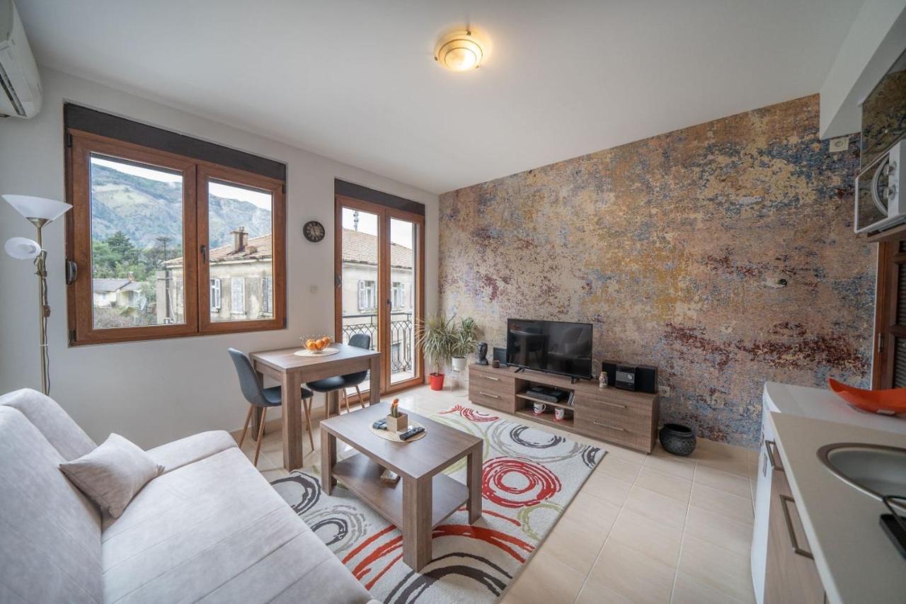 Apartman J&I Cattaro Esterno foto